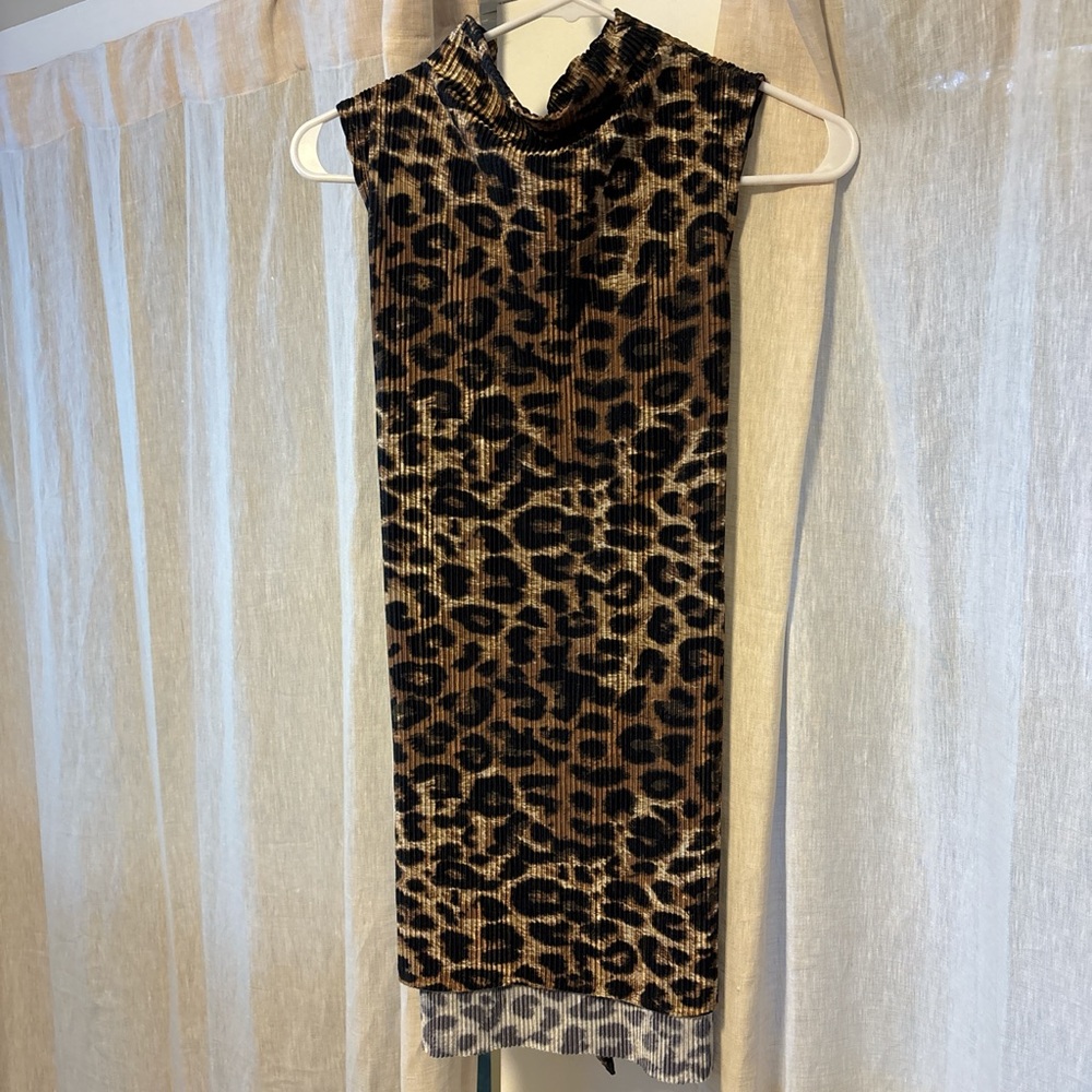 Leopard Print Sleeveless Dress